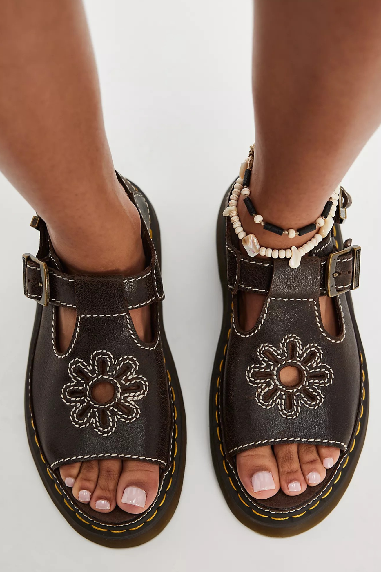https://cdn.shopify.com/s/files/1/0689/4236/4716/files/BaliDunnetSandals1_3.png?v=1752652680