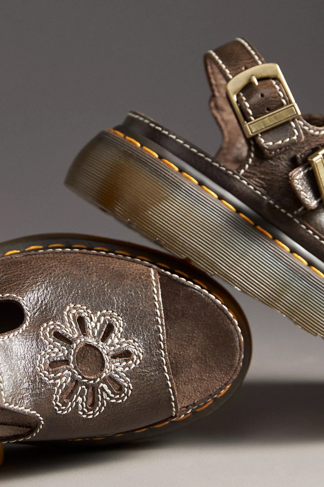 Dunnett Flower Sandals