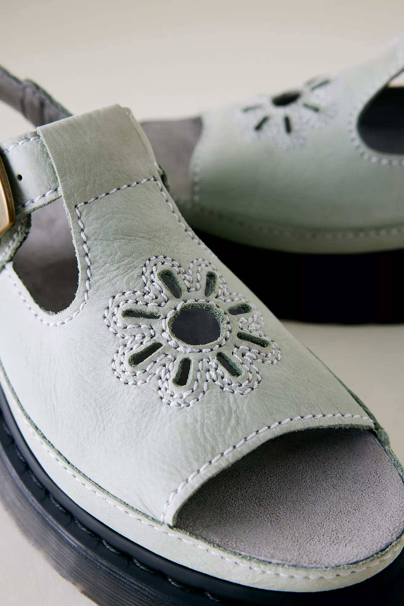 Dunnett Flower Sandals